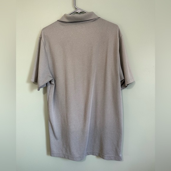 Under Armour Men's Size Medium Gray Heat Gear Loose Short Sleeve Polo Golf Shirt - Picture 2 of 3